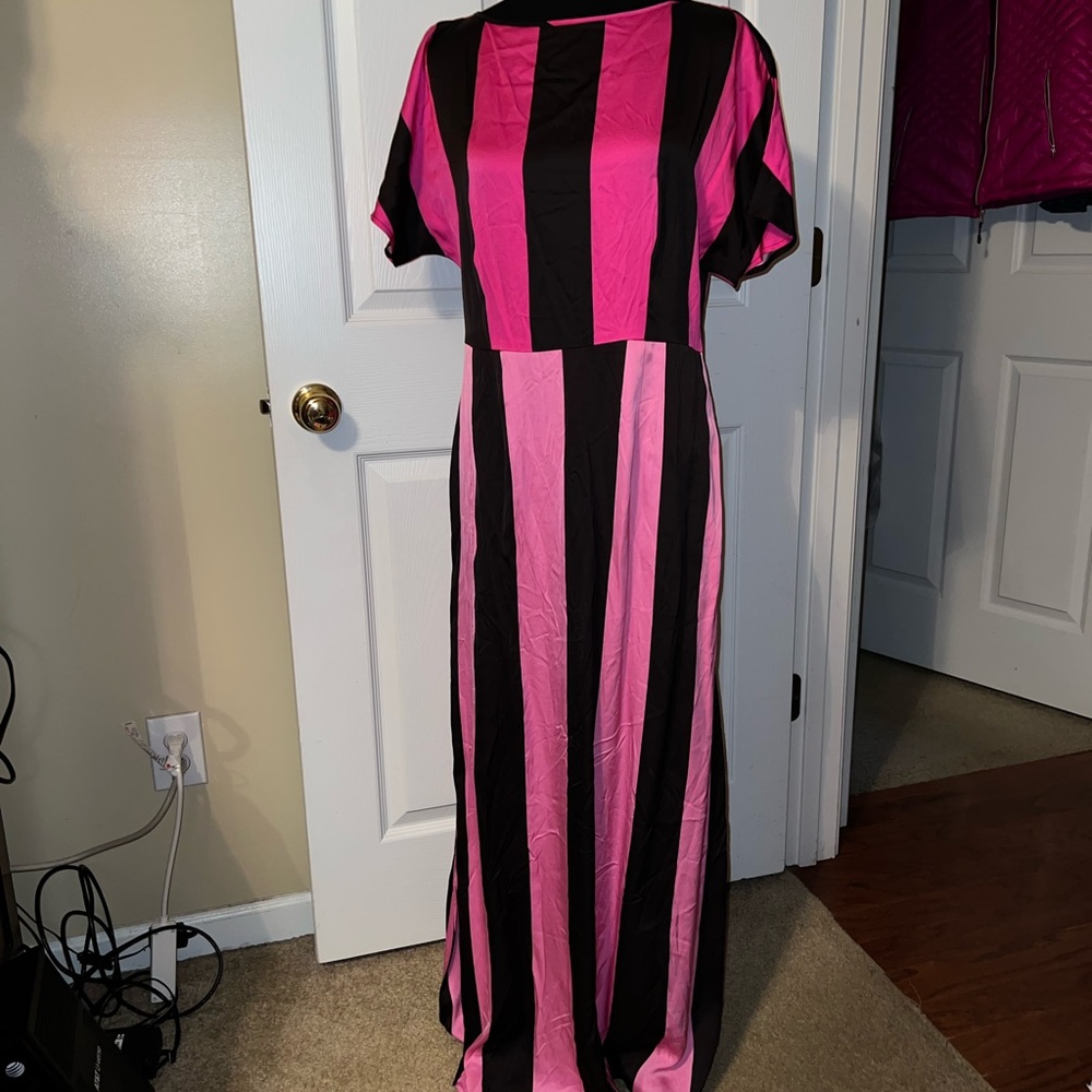 Pinstripe Dress - Picture 3 of 4